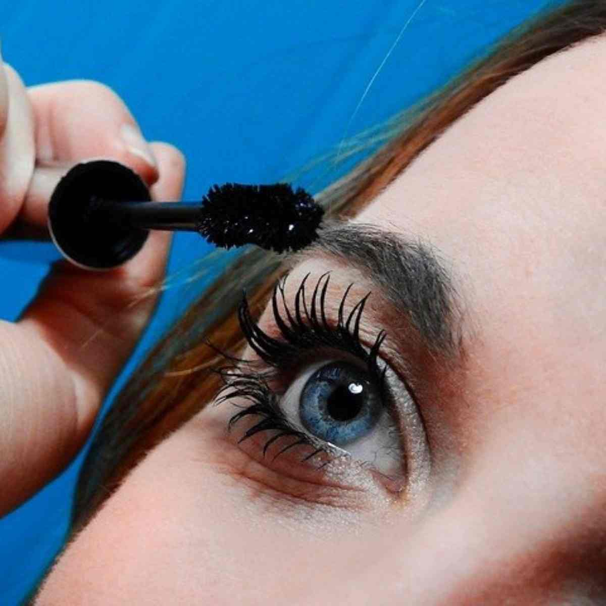 15-best-volumizing-mascaras-for-bold-eye-lashes